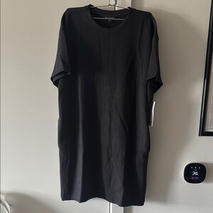 NWT Athleta seasoft ribbed dress size M - black